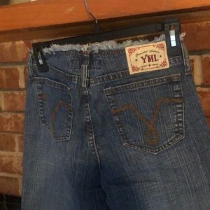 YMI Jean capris. Size 7 juniors. New never worn.